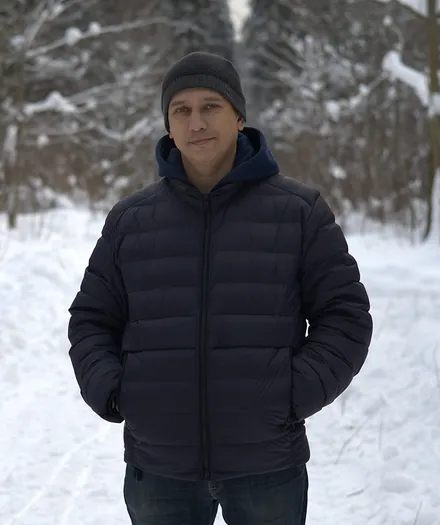 Alexei Petrachuk outdoors in winter